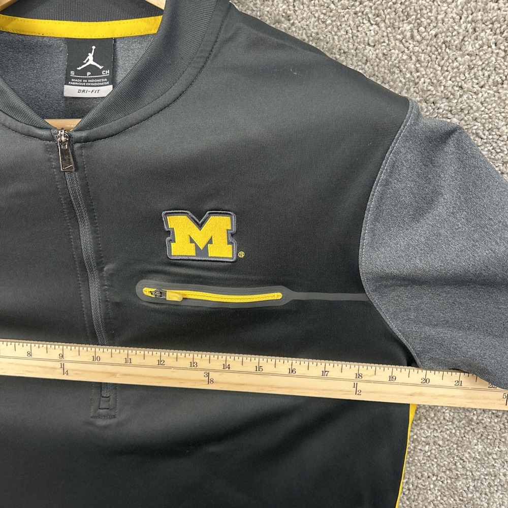 Nike Dri-Fit Jordan Michigan Men's Small 1/4 Zip Pullover LS Gray Yellow Logo - Picture 6 of 8